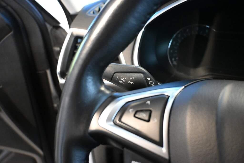 2022 Ford S-MAX - 14
