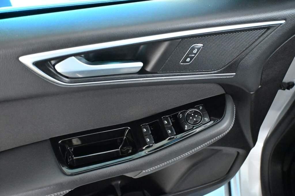 2022 Ford S-MAX - 15