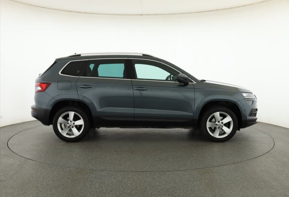 2020 Škoda KAROQ - 8