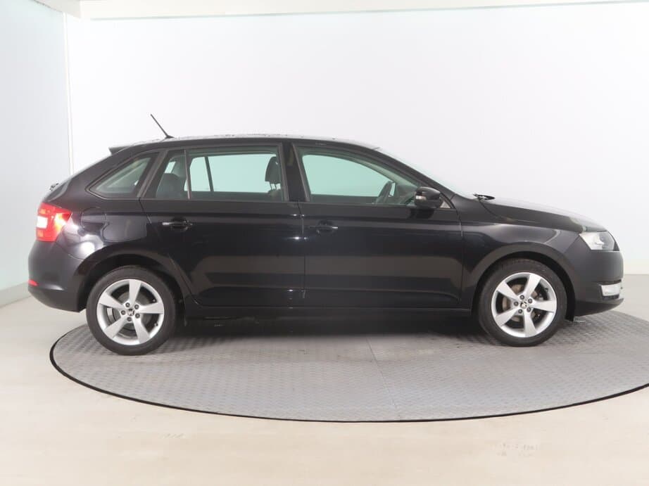 2016 Škoda RAPID - 8