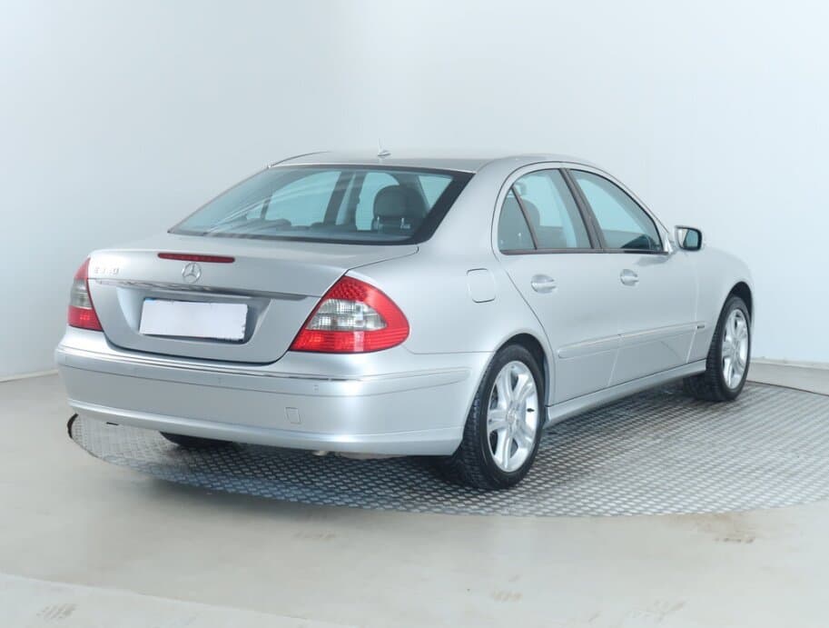 2007 Mercedes-Benz E-CLASS - 7