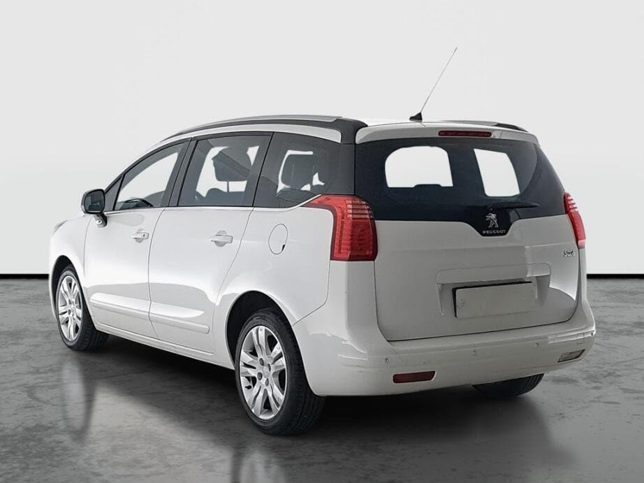 2014 Peugeot 5008 - 5