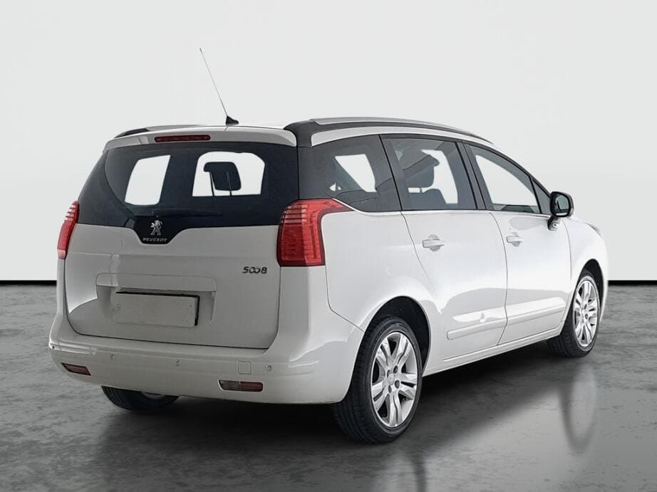 2014 Peugeot 5008 - 7