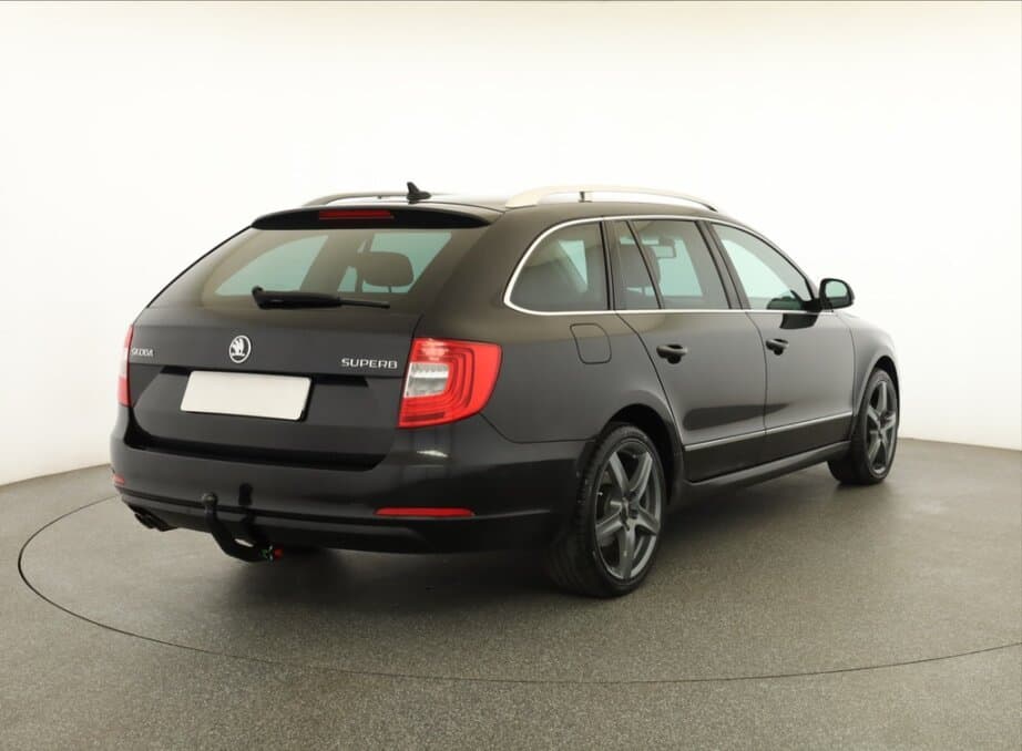 2014 Škoda SUPERB - 7