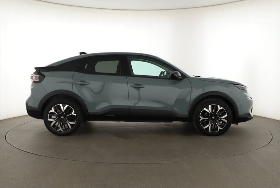 2025 Citroen C4 - 8