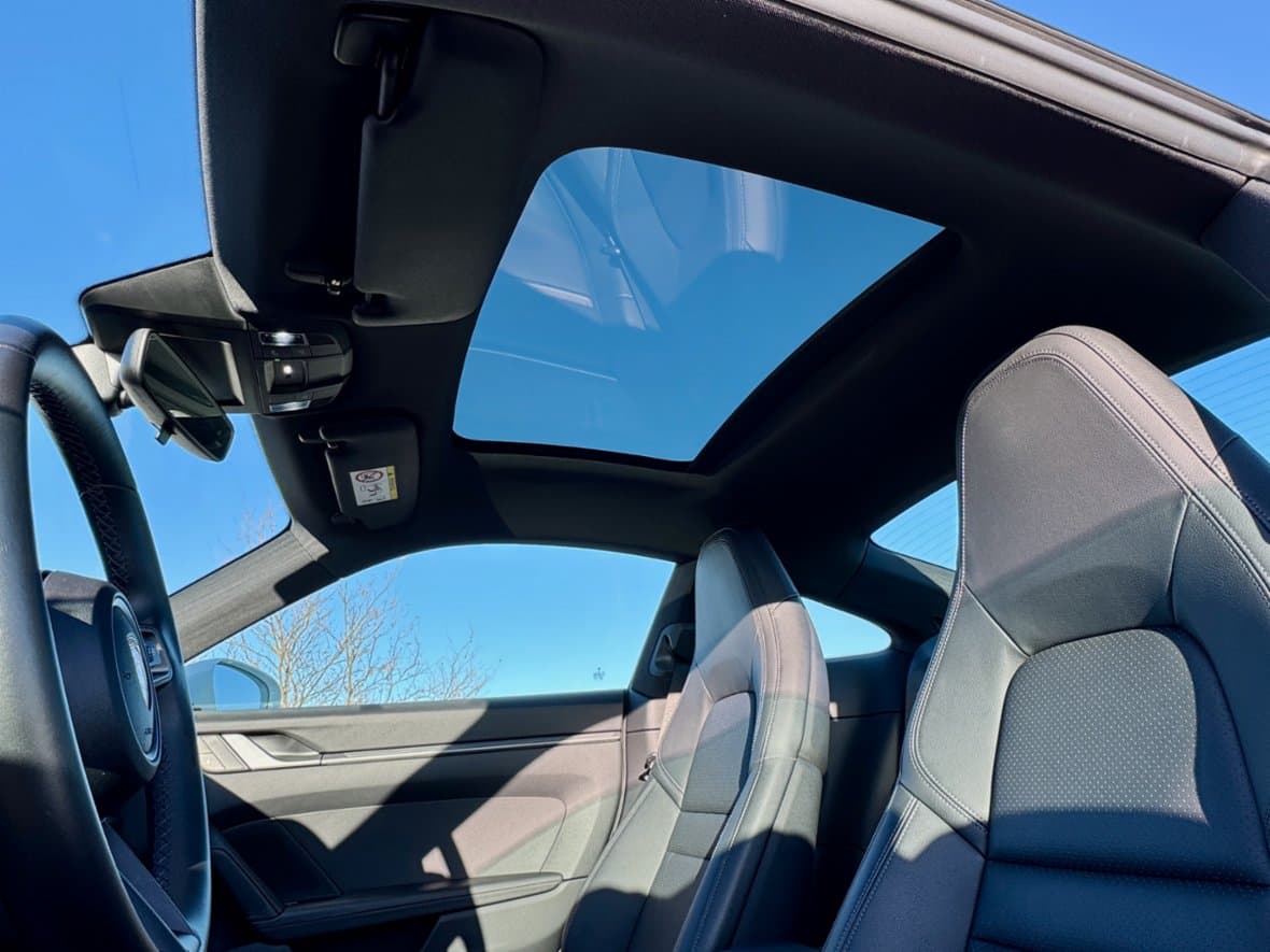 2022 Porsche 911 - 6