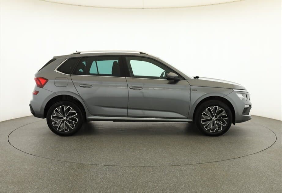 2025 Škoda KAMIQ - 8