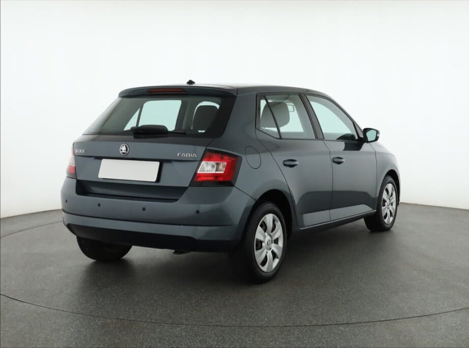 2016 Škoda FABIA - 7
