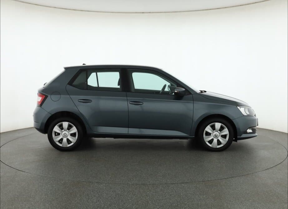 2016 Škoda FABIA - 8