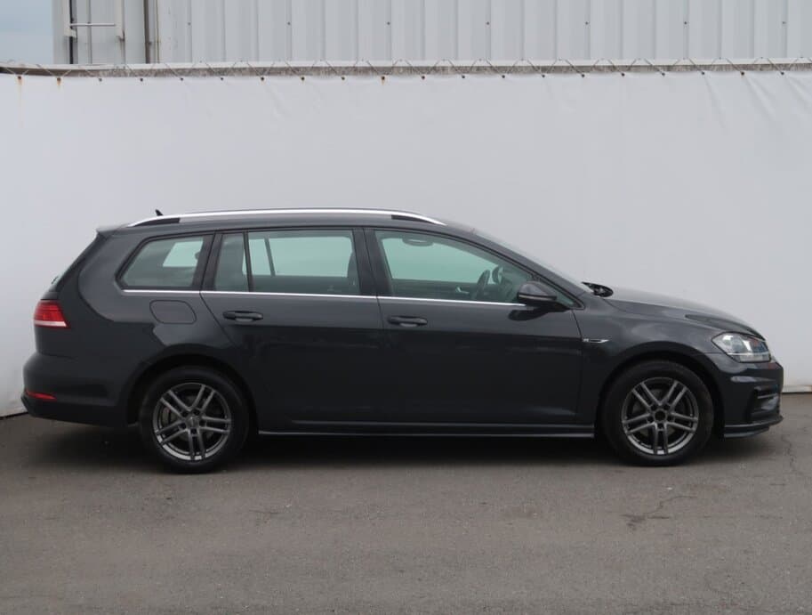 2019 Volkswagen GOLF - 8