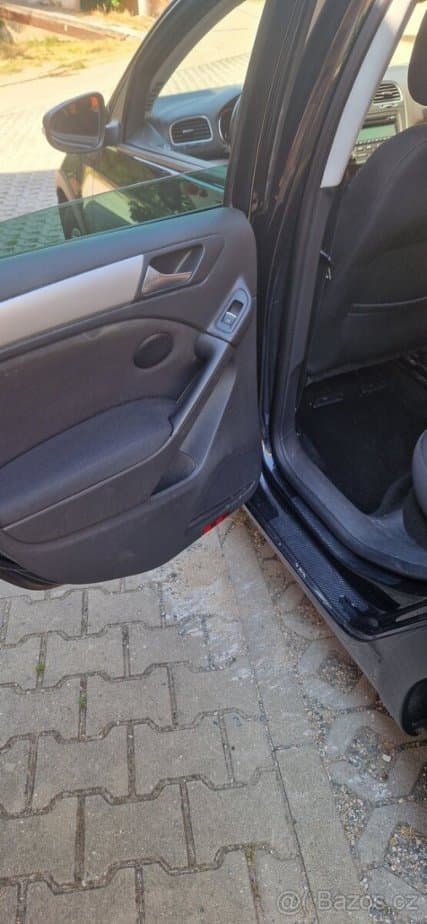 Volkswagen GOLF - 8