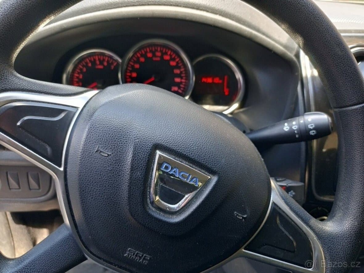 2017 Dacia SANDERO - 6