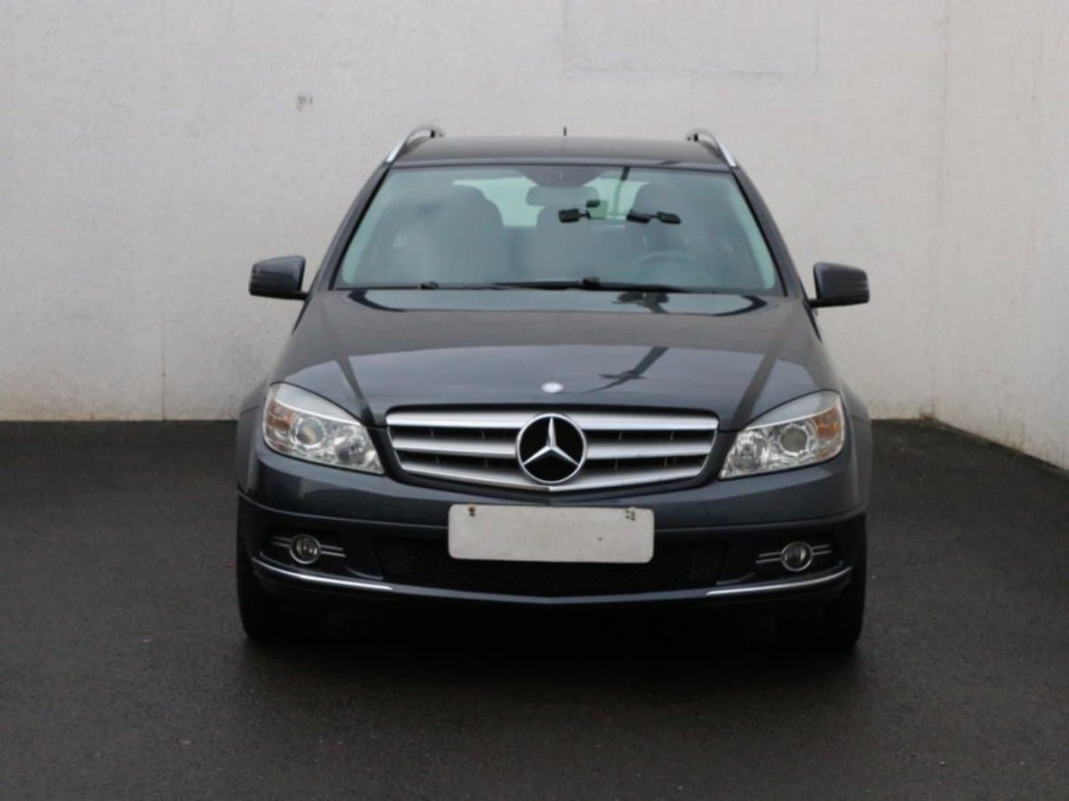 2010 Mercedes-Benz C-CLASS - 2