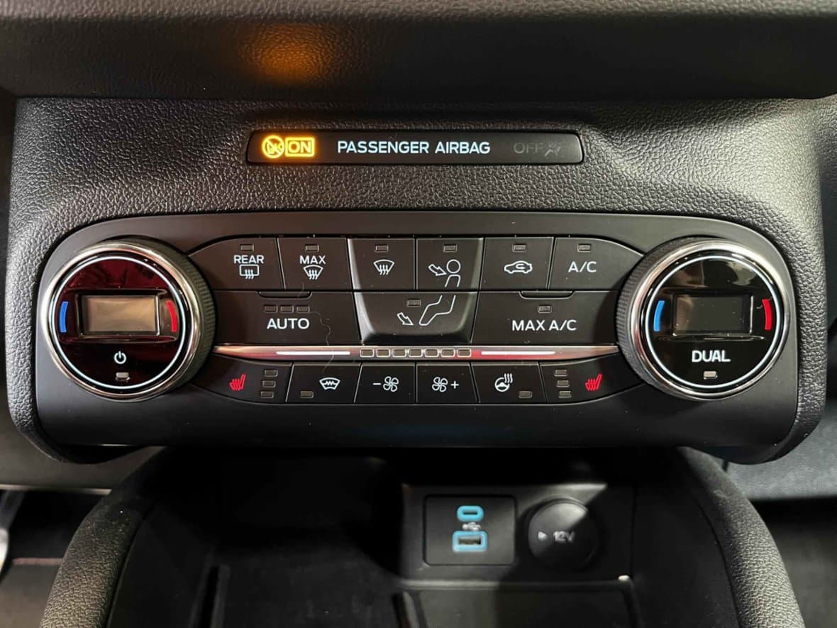 2020 Ford KUGA - 15