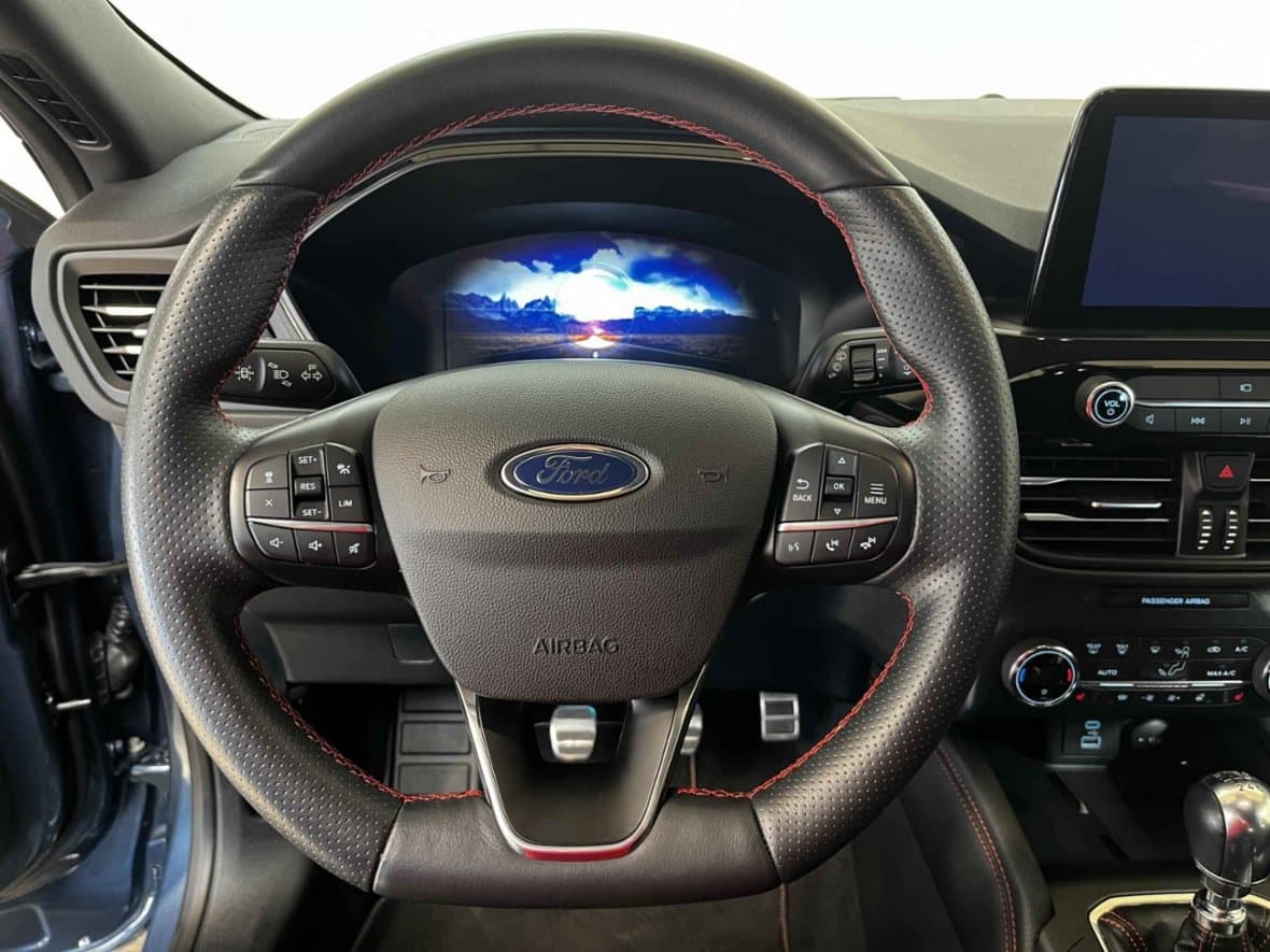2020 Ford KUGA - 16