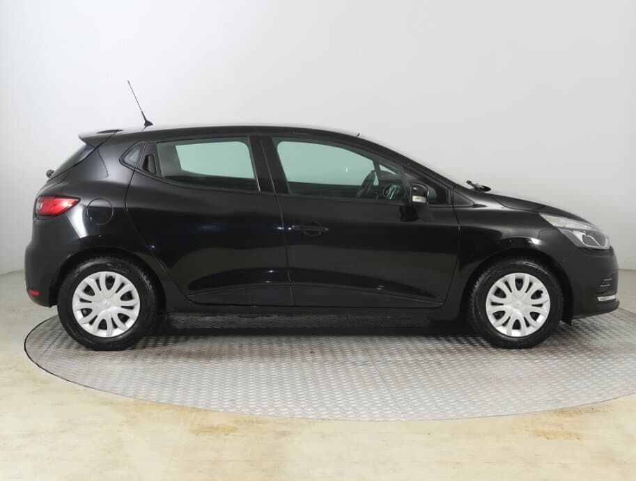 2019 Renault CLIO - 8