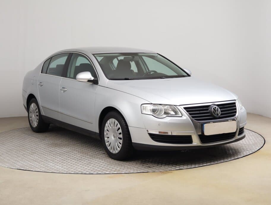 VW Passat, 2.0 TDIComfortline , Klima, Tempomat,,