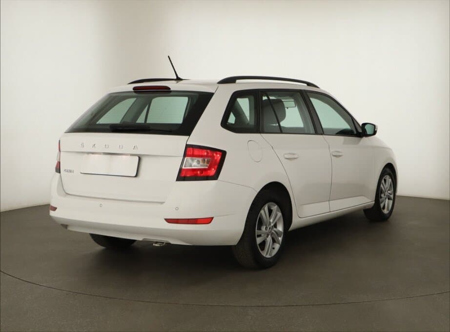2021 Škoda FABIA - 7