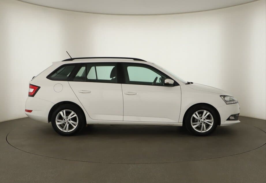 2021 Škoda FABIA - 8