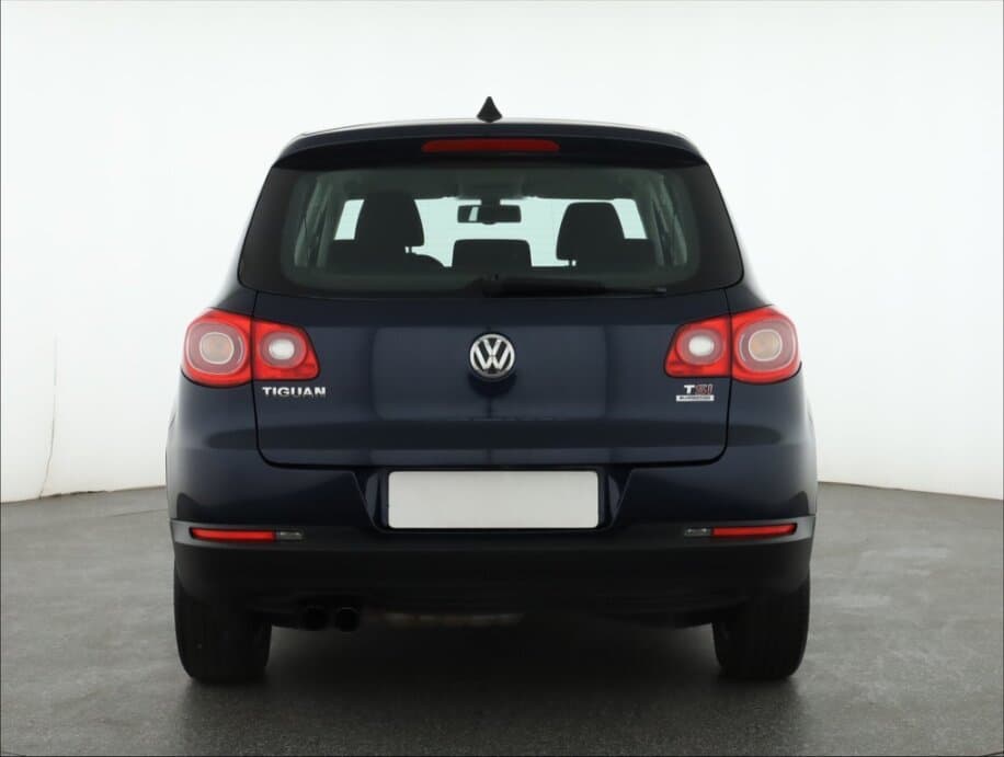 2010 Volkswagen TIGUAN - 6