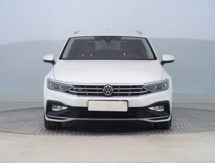 2020 Volkswagen PASSAT - 2