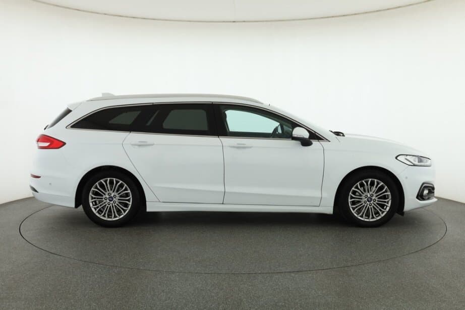 2020 Ford MONDEO - 8