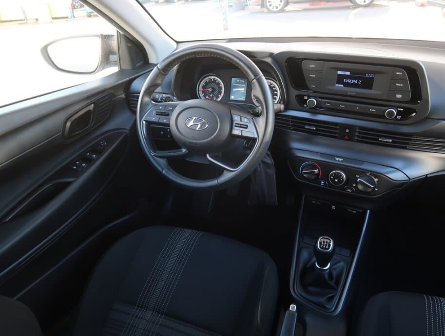 2022 Hyundai i20 - 9
