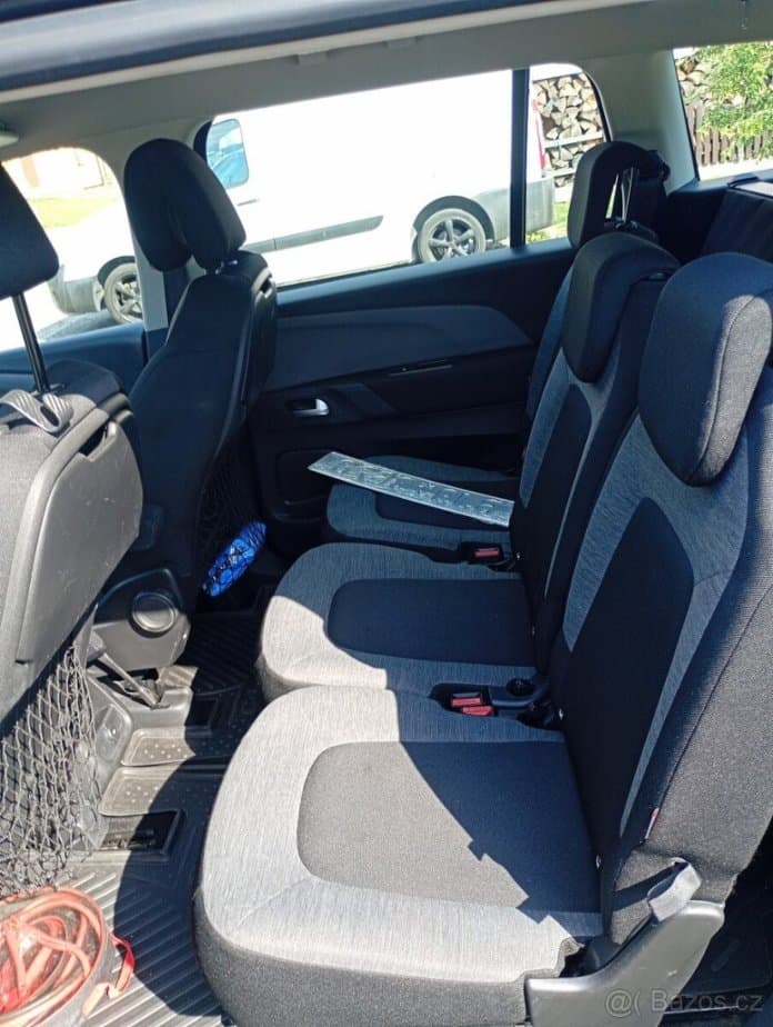 2017 Citroen C4 - 9