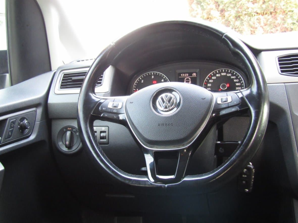 2016 Volkswagen Caddy - 14