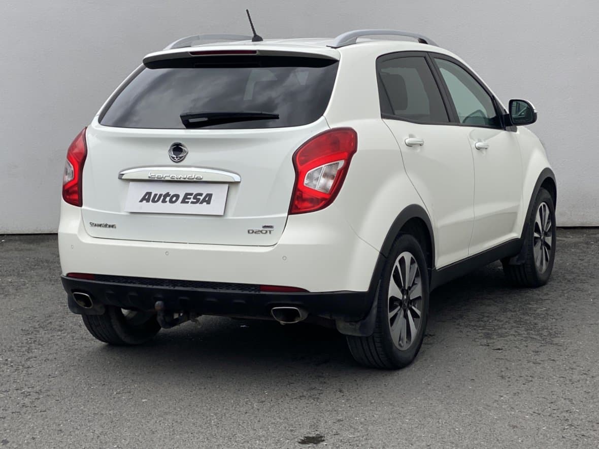 2015 SsangYong KORANDO - 4
