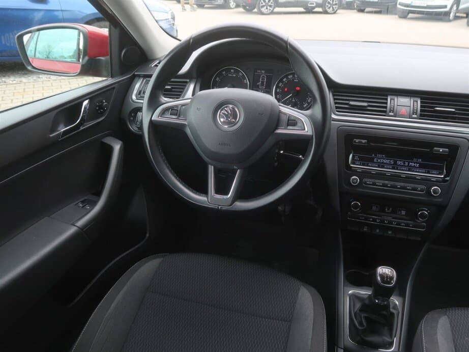 2015 Škoda RAPID - 9