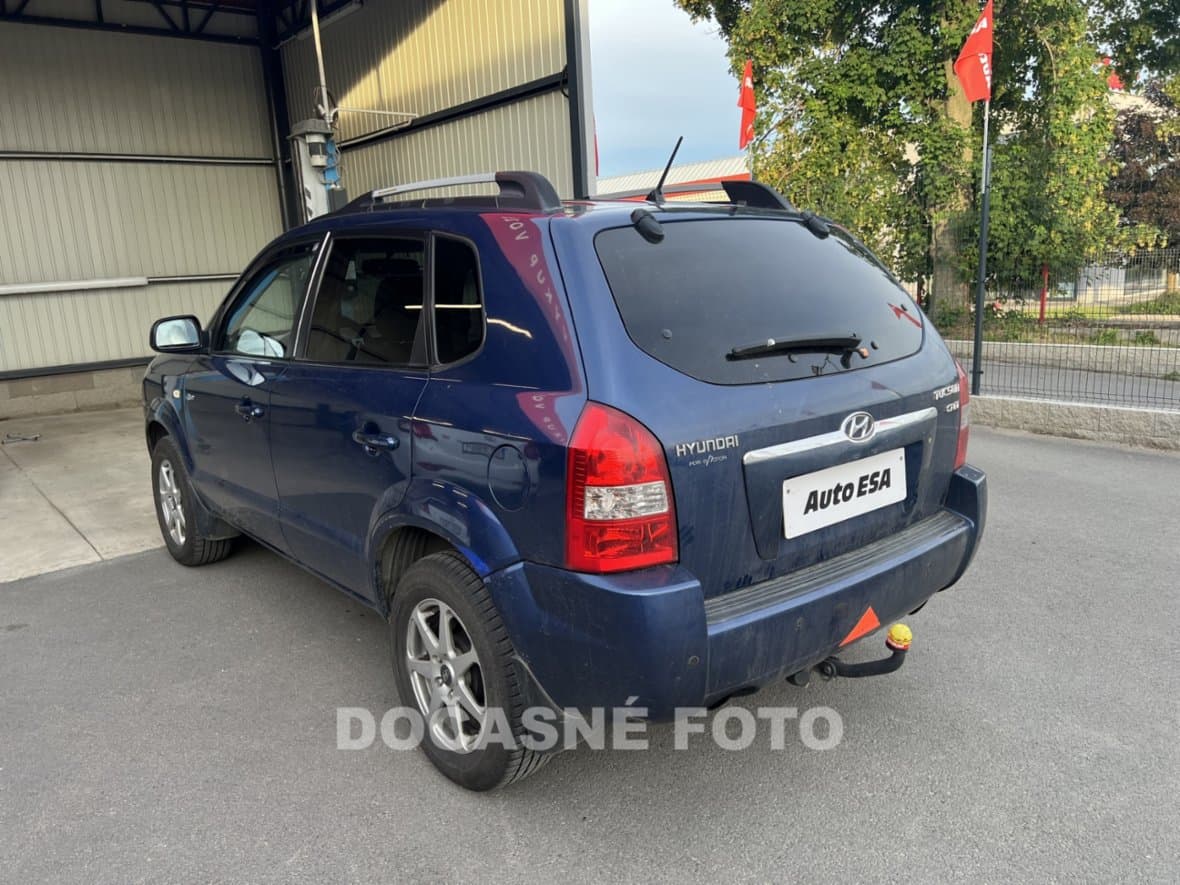 2005 Hyundai TUCSON - 2