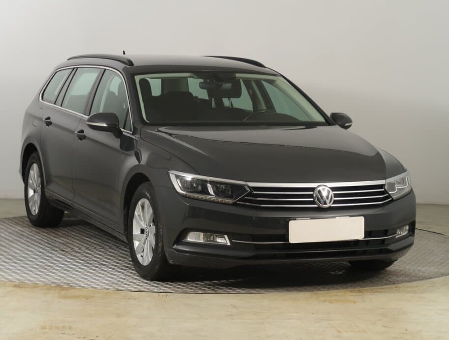 2017 Volkswagen PASSAT