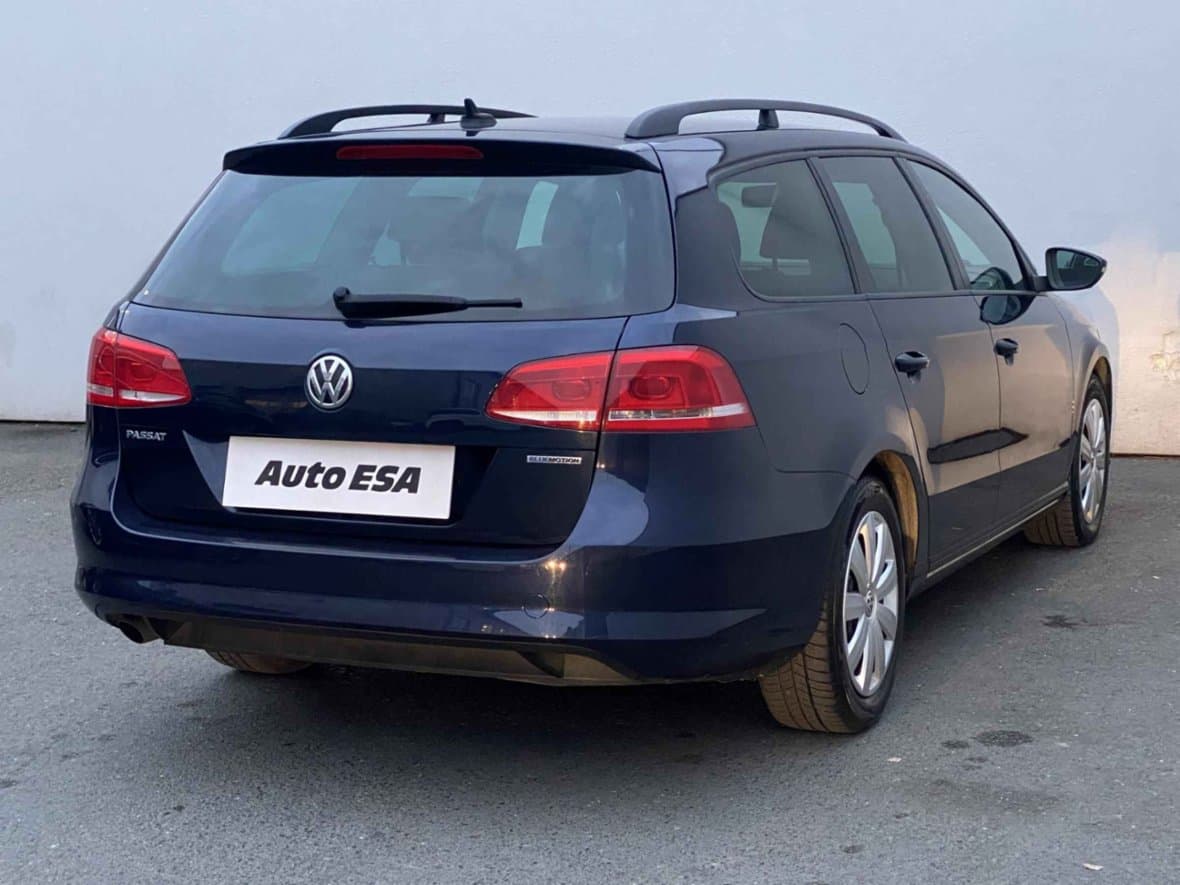 2014 Volkswagen PASSAT - 4