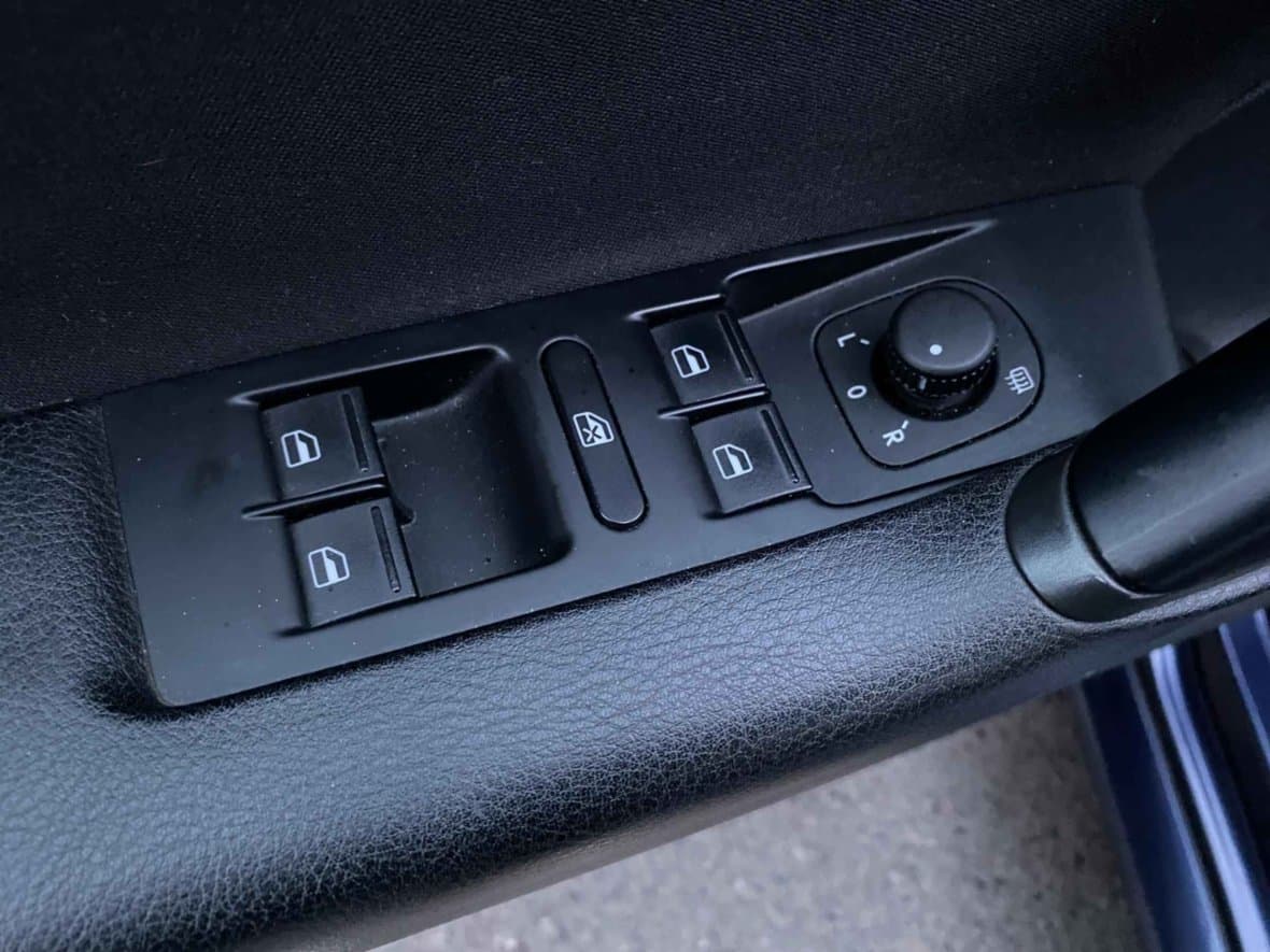 2014 Volkswagen PASSAT - 11