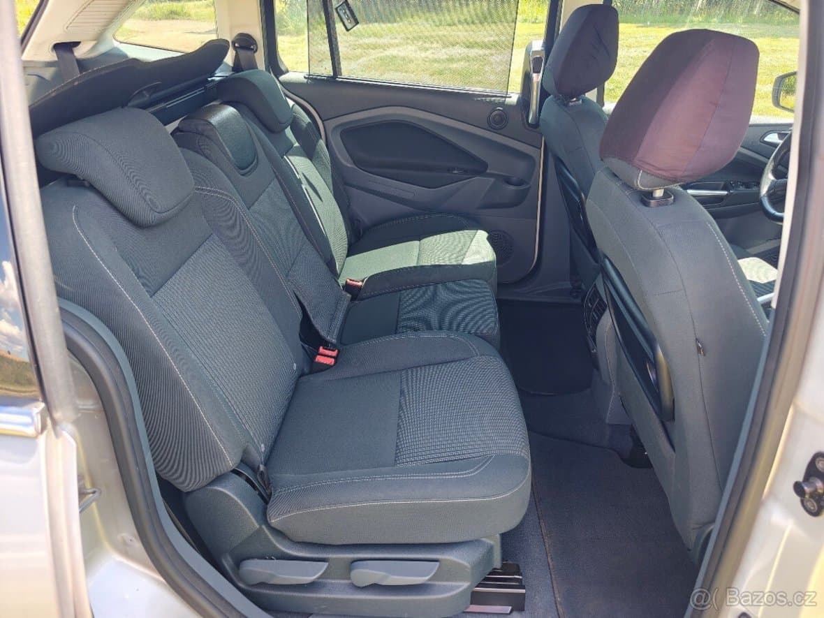 2015 Ford C-MAX - 10