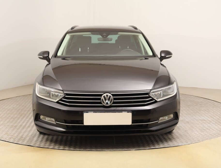 2015 Volkswagen PASSAT - 2