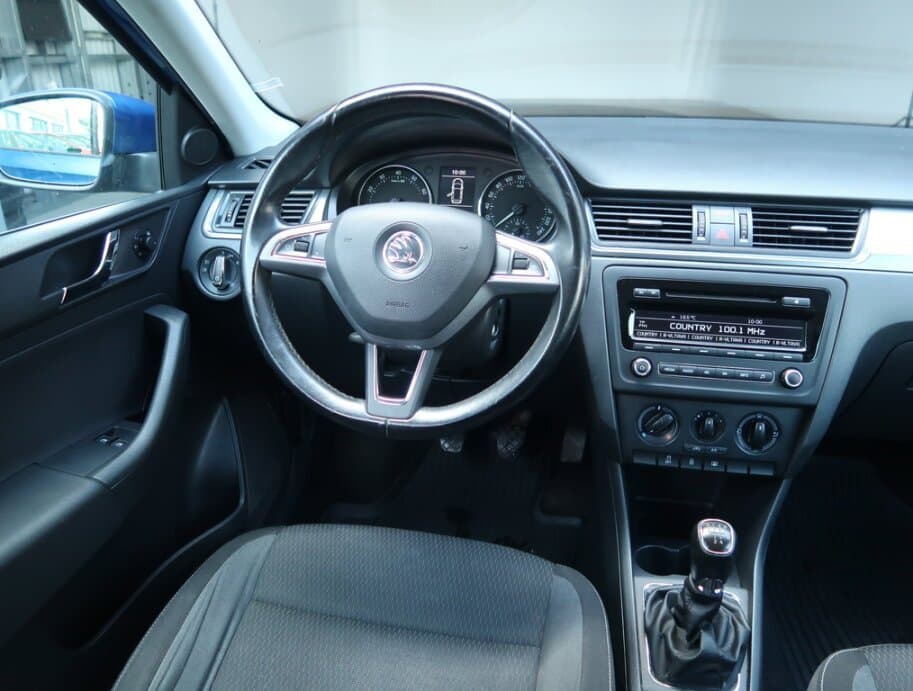 2014 Škoda RAPID - 17