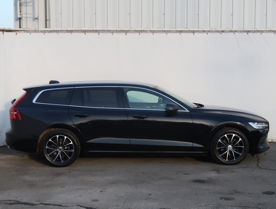 2018 Volvo V60 - 8