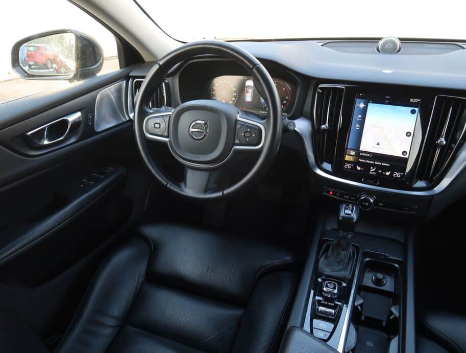 2018 Volvo V60 - 9