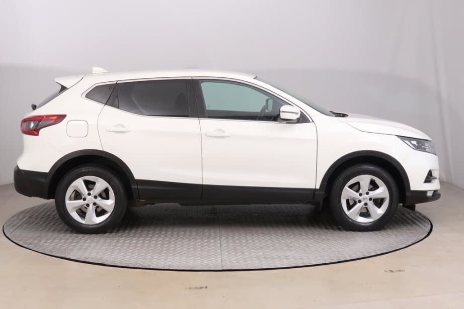 2018 Nissan QASHQAI - 8