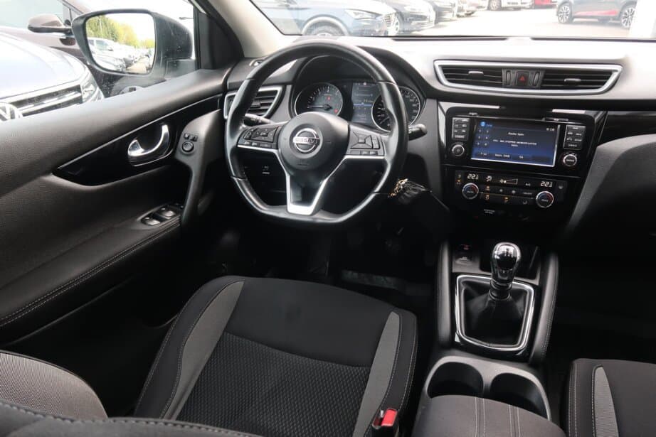 2018 Nissan QASHQAI - 9