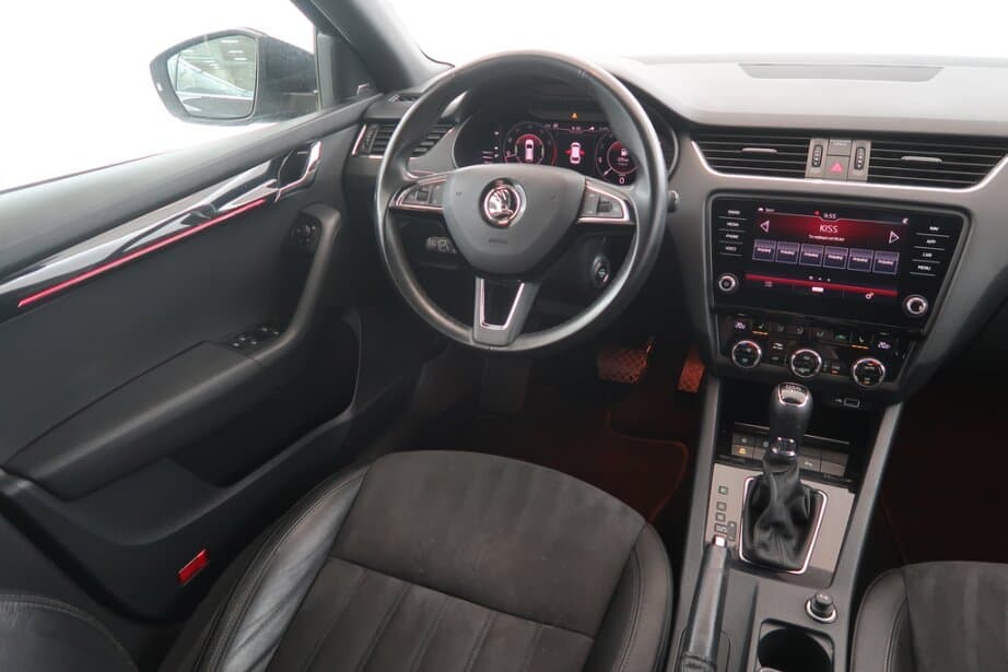 2018 Škoda OCTAVIA - 9
