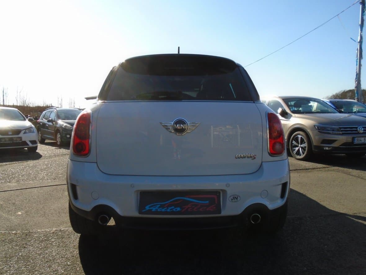 2011 Mini COOPER - 2