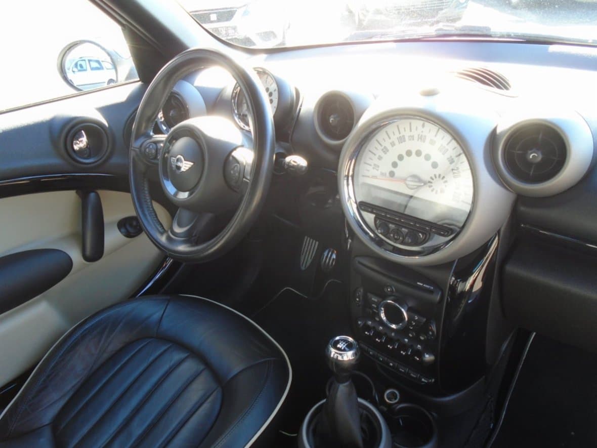 2011 Mini COOPER - 8