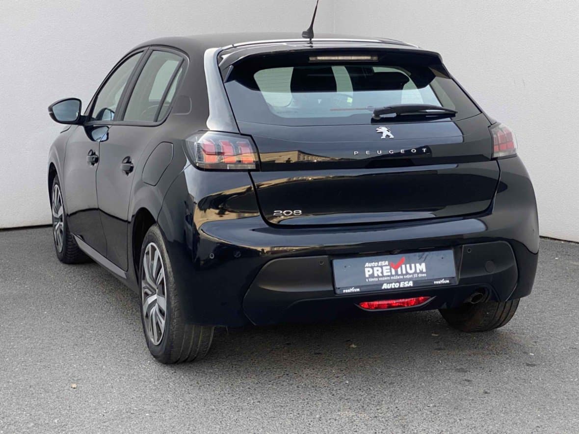 2021 Peugeot 208 - 6