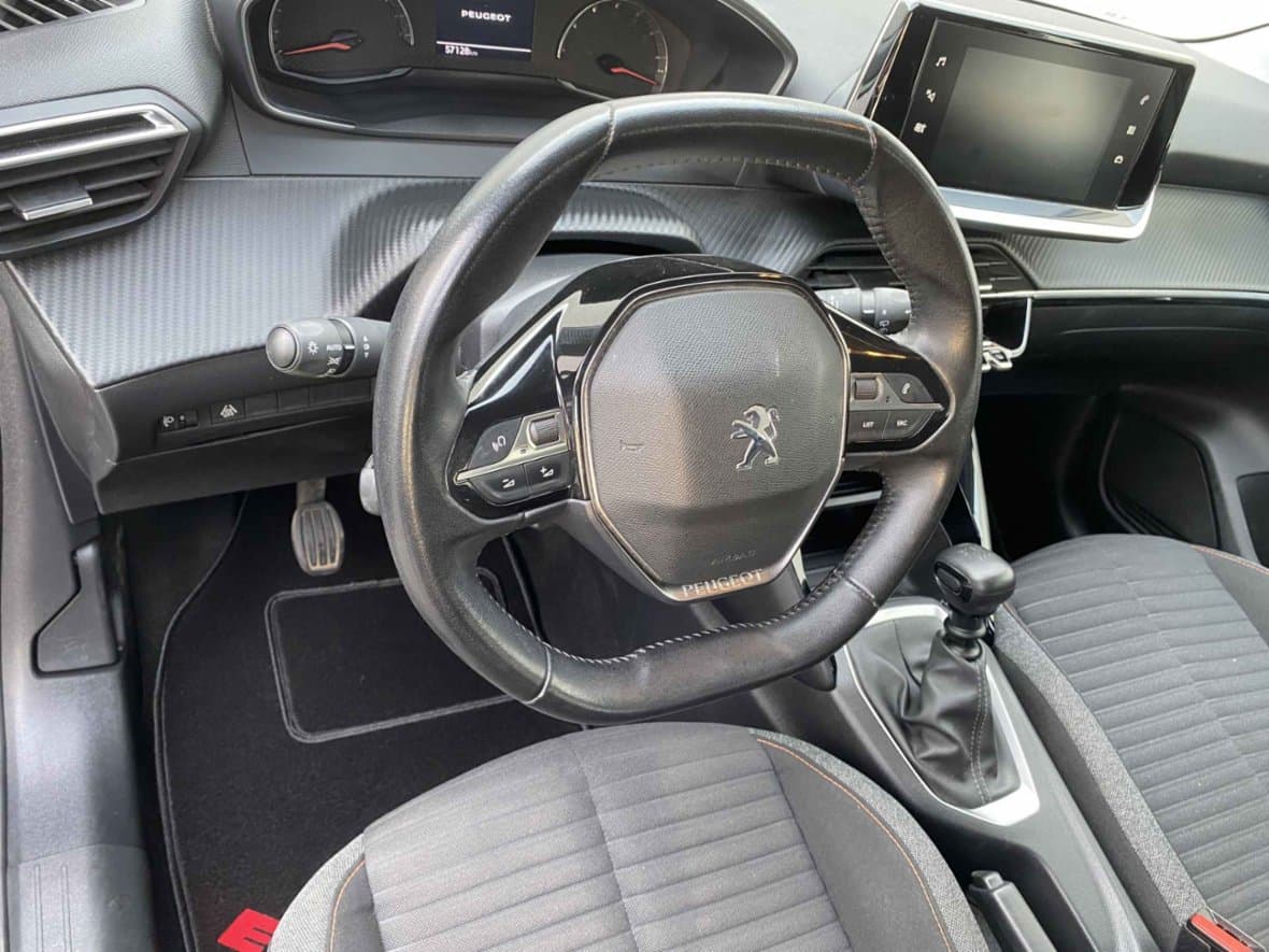 2021 Peugeot 208 - 12