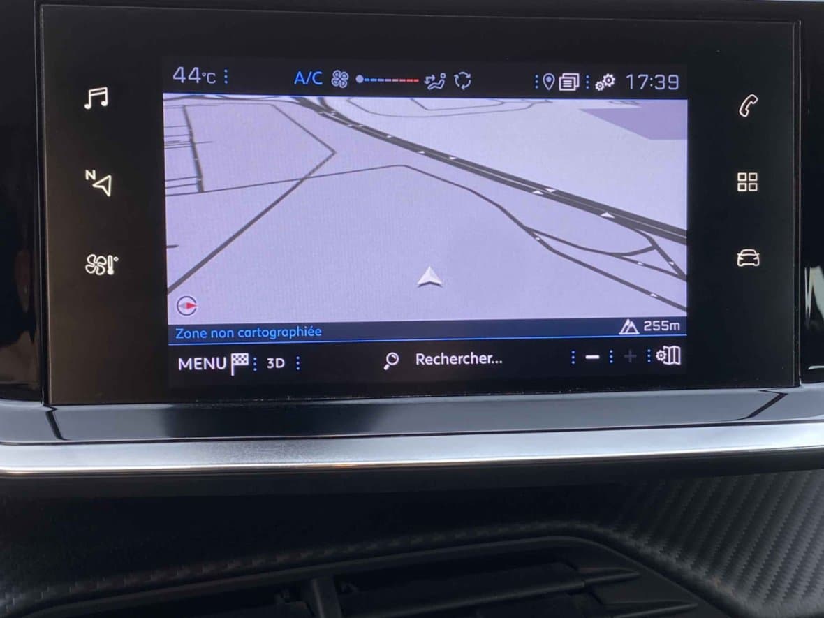 2021 Peugeot 208 - 16
