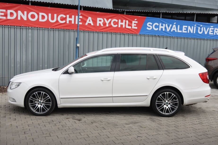 2012 Škoda SUPERB - 4