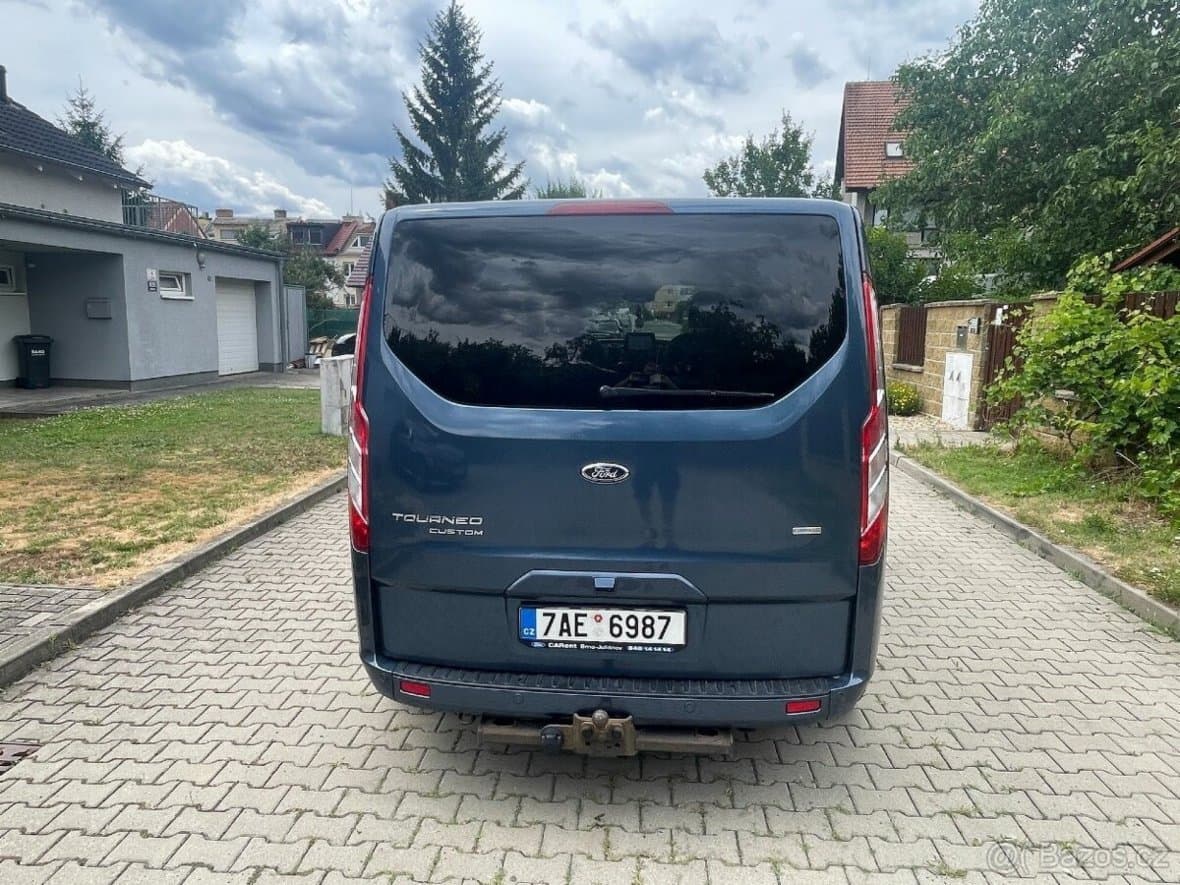 Ford TOURNEO - 5